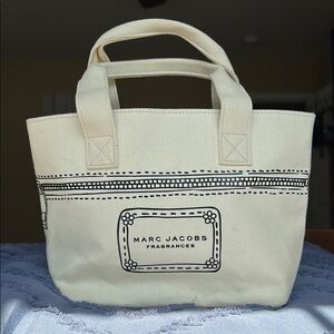Marc Jacobs Cream Tote Bag(Little Cosmetic/Phone /Makeup Or Wallet And Phone Bag